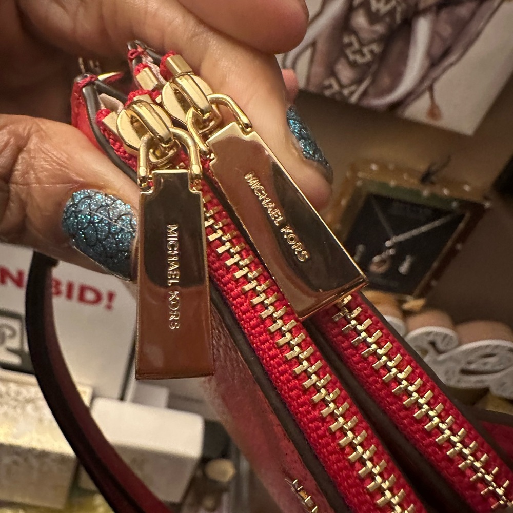 Nwot Adele Pebbled Leather Smartphone Wallet Wris… - image 4